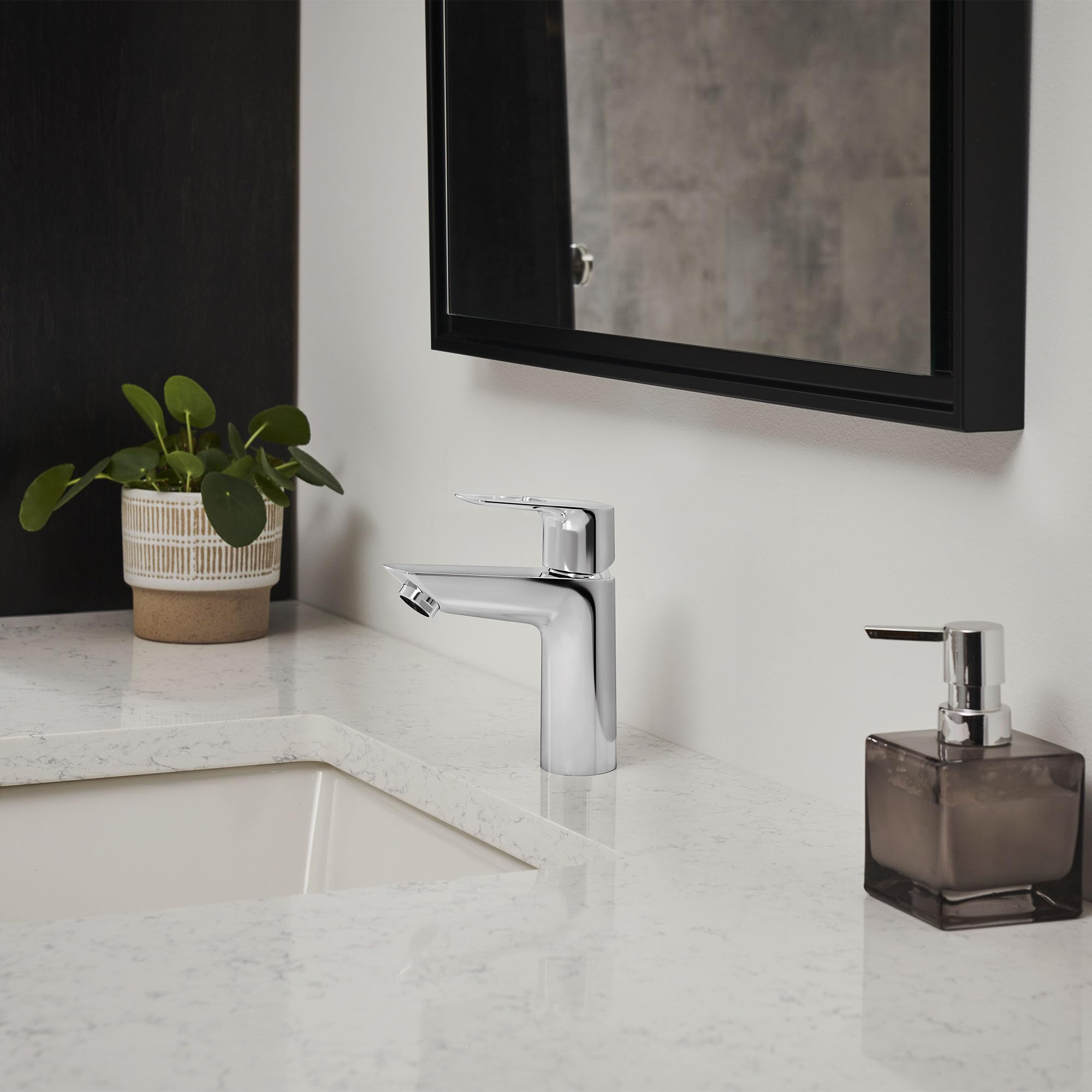 GROHE 23963001 Bauloop, Single Hole Single-Handle M-Size Bathroom Faucet 1.2 GPM, Chrome - Image 4
