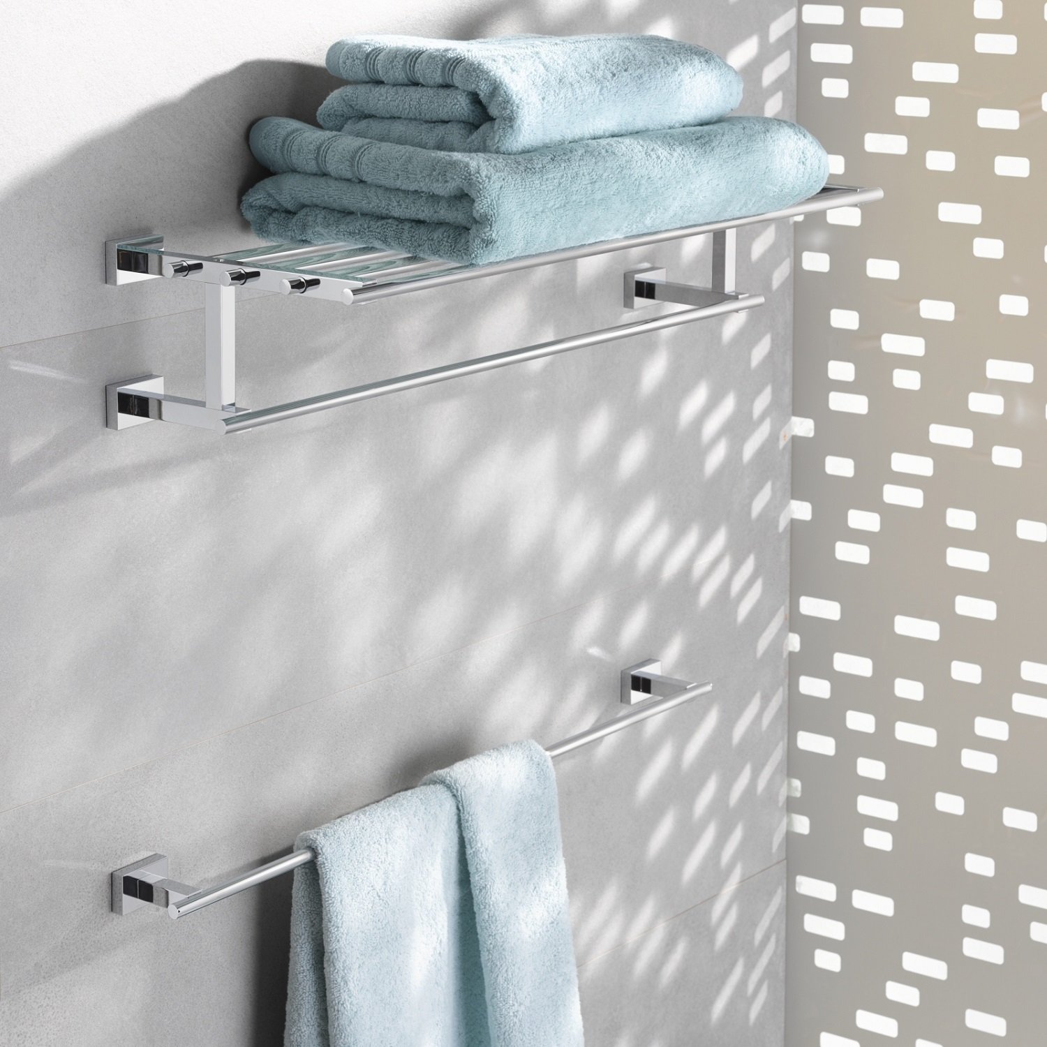 Grohe Essentials Cube 24 In. Towel Rail, StarLight Chrome - Image 4